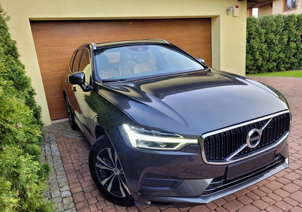 Volvo XC 60 cena 122000 przebieg: 146000, rok produkcji 2019 z Opoczno małe 781